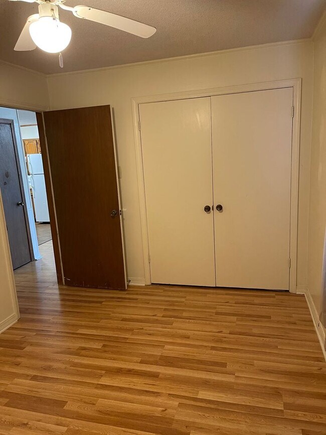 Building Photo - Two bedroom duplex on Sybil Drive.