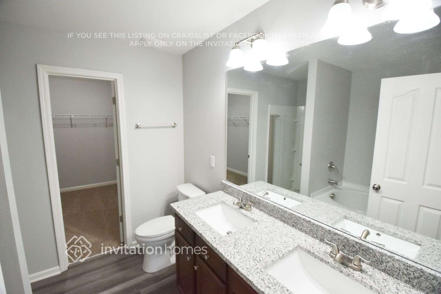 Building Photo - 1719 Eastway Dr