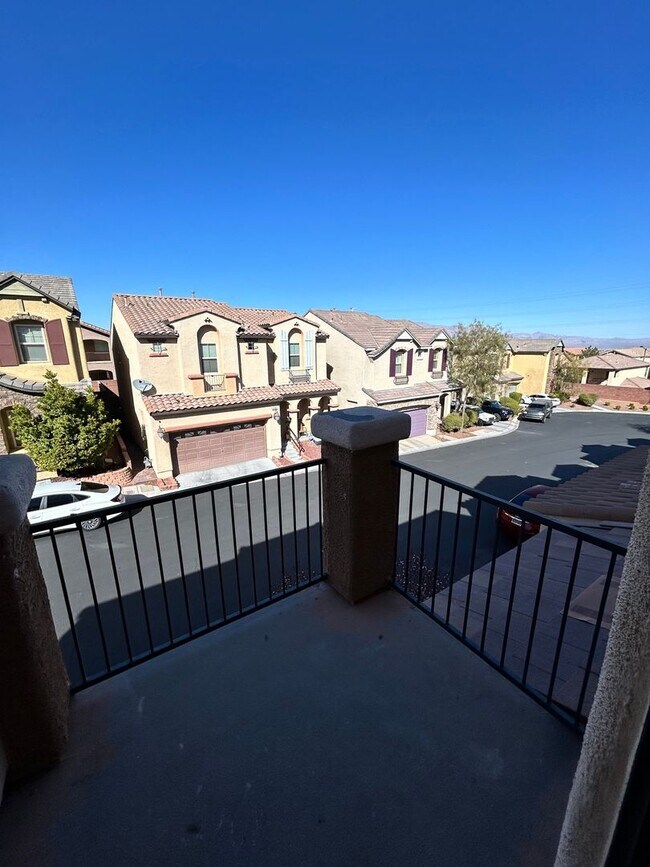 Building Photo - Beautiful 4/Bed/3Bath/2Car Two-Story Home with Loft and Office in Providence!