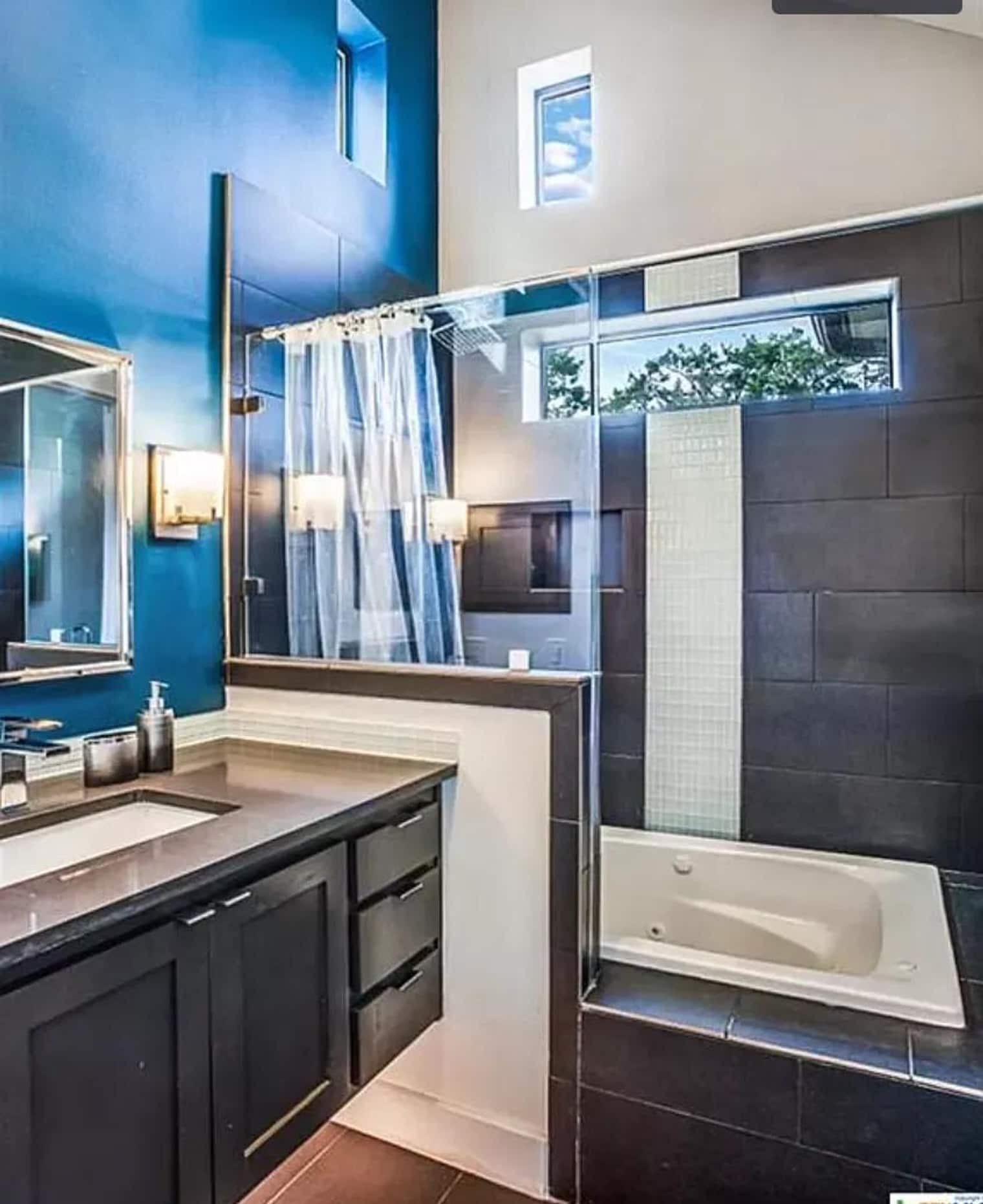 Building Photo - 12715 Trail Driver