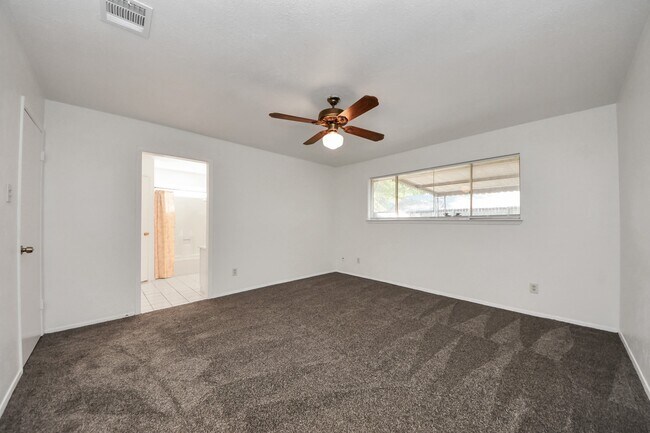 Building Photo - 5306 Mossgrey Ln
