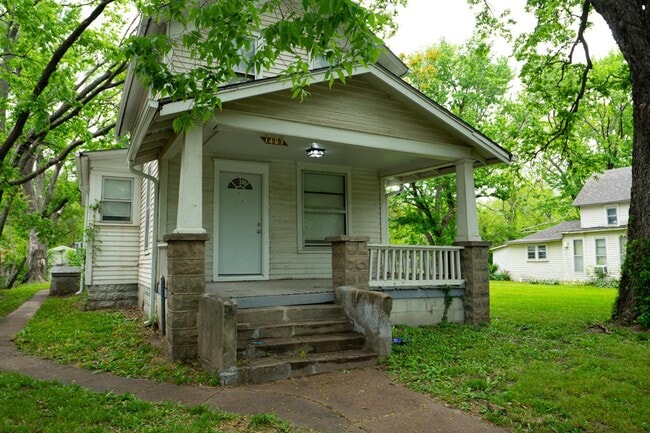 Building Photo - 1407 NW Jackson St