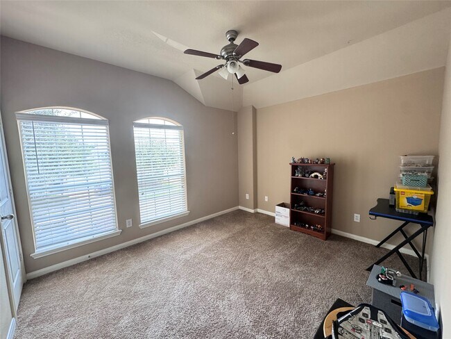 Building Photo - 6026 Starbrook Creek Dr