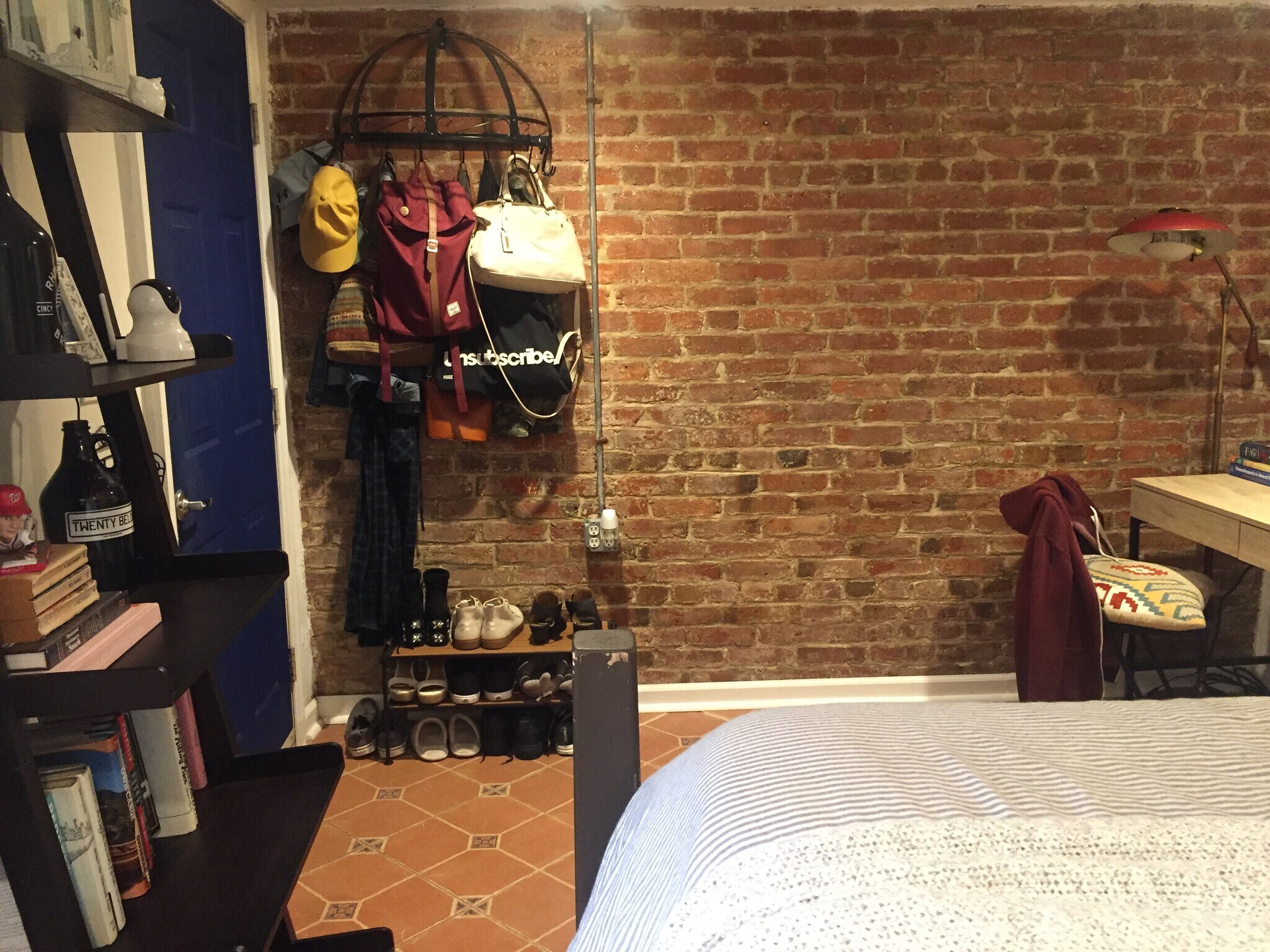 Building Photo - 1012 Park Rd NW