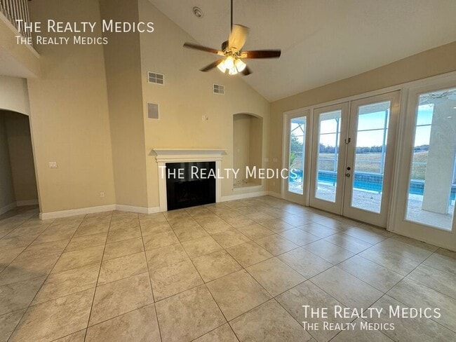 Building Photo - 2737 Scarborough Dr