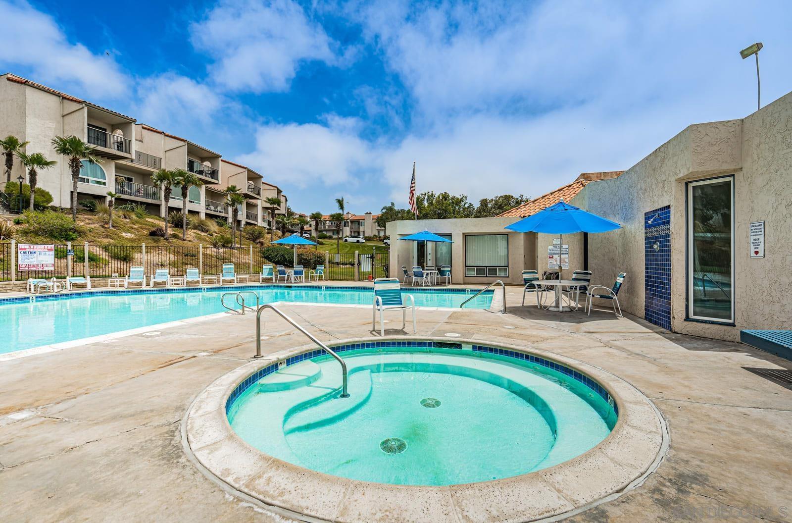Building Photo - 6701 Paseo del Norte