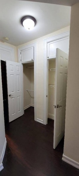 Building Photo - 35-39 10th Street Unit 1R