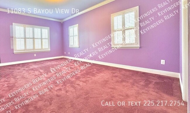 Building Photo - 11083 S Bayou View Dr