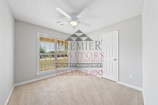 Building Photo - 8079 Garrett Pines Dr