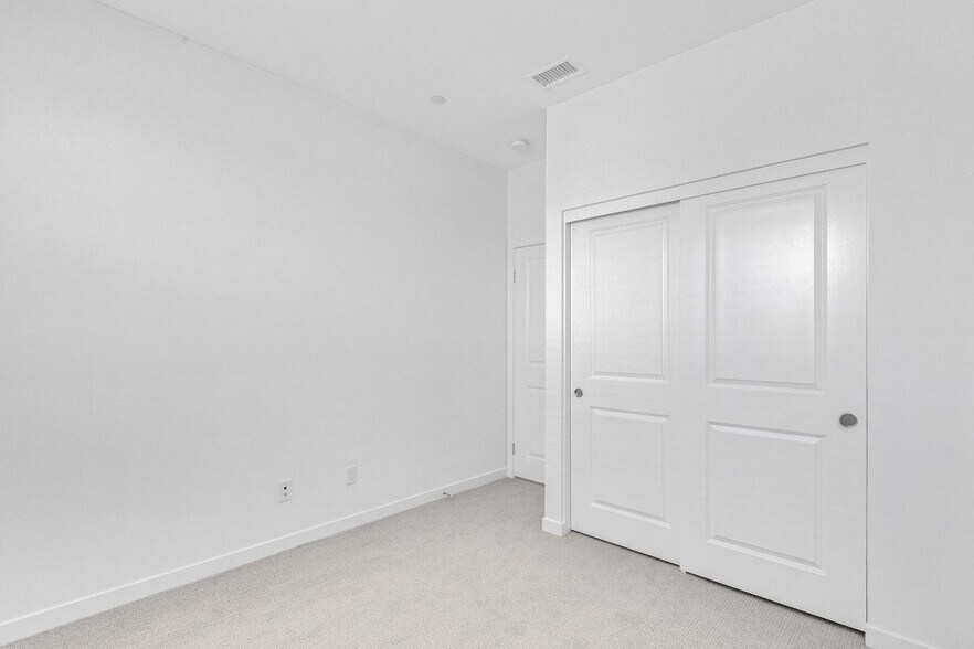 Building Photo - 4085 E Liliana Paseo