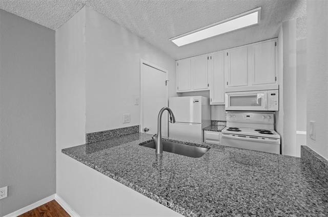 Building Photo - 1810 N Garrett Ave