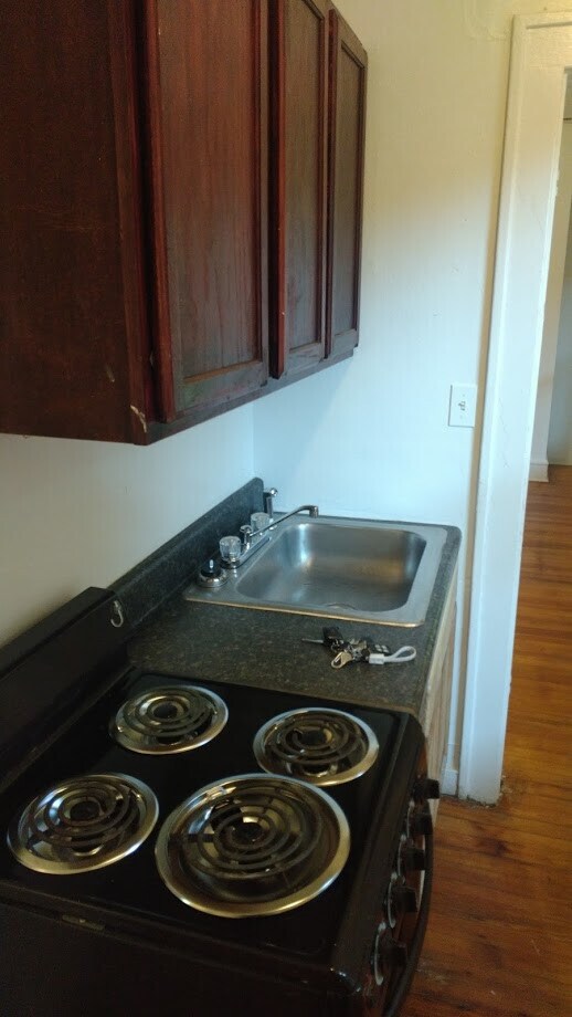 Building Photo - Ferdinand