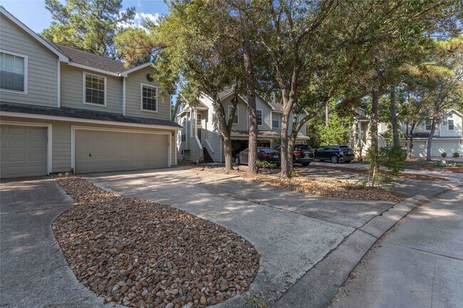 Building Photo - 122 S Walden Elms Cir