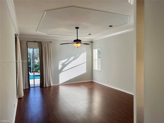 Building Photo - 4 br, 3 bath House - 571 Stonemont Dr