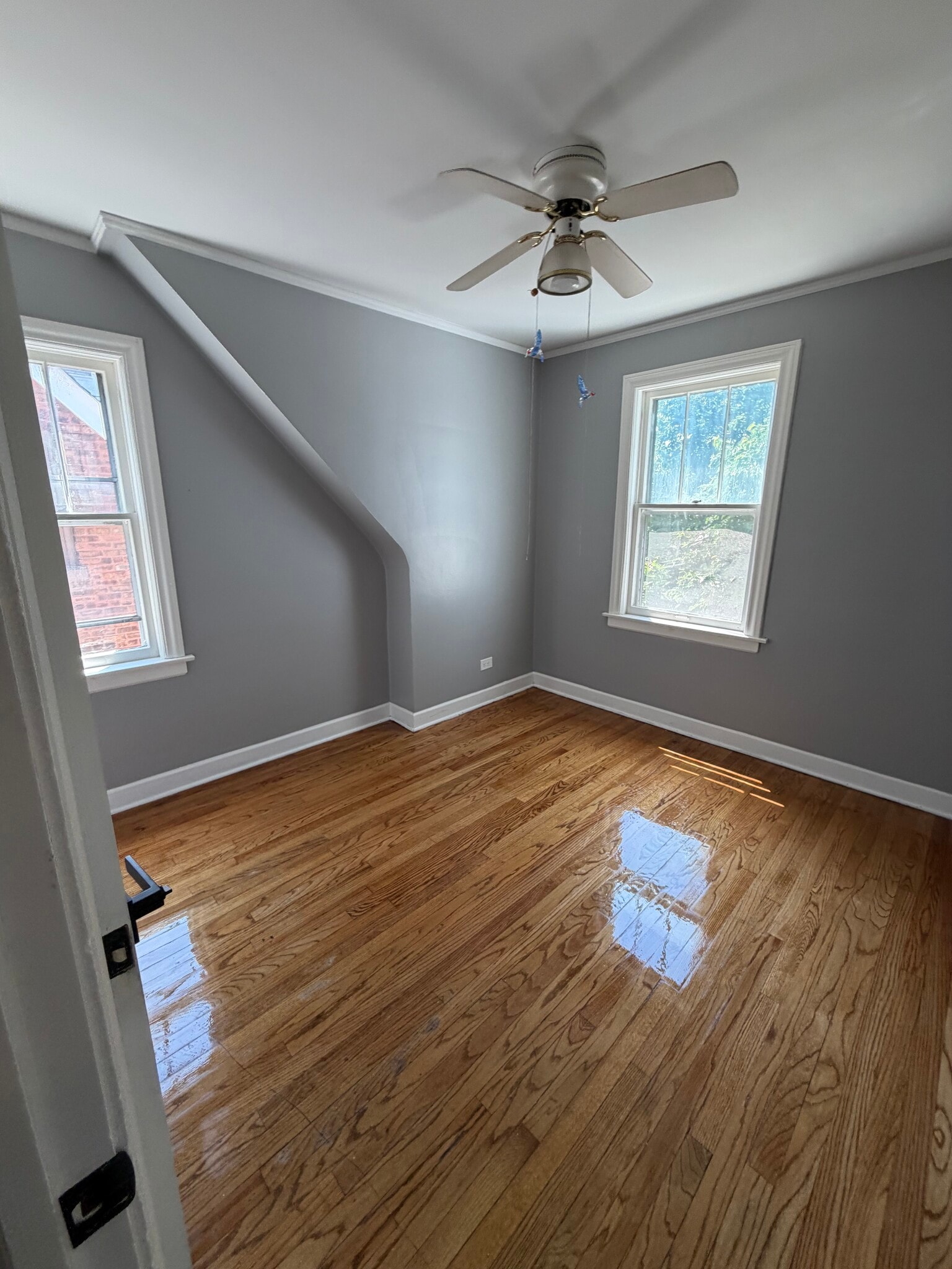 Building Photo - 6316 S Kenneth Ave