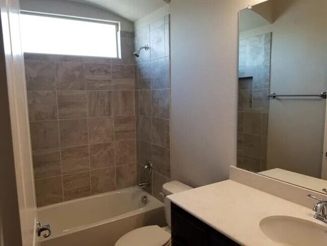 Building Photo - Coming Soon! 4BR/3.5BA | Updated Single Family Home | 2-Car Garage Parking | Fenced backyard