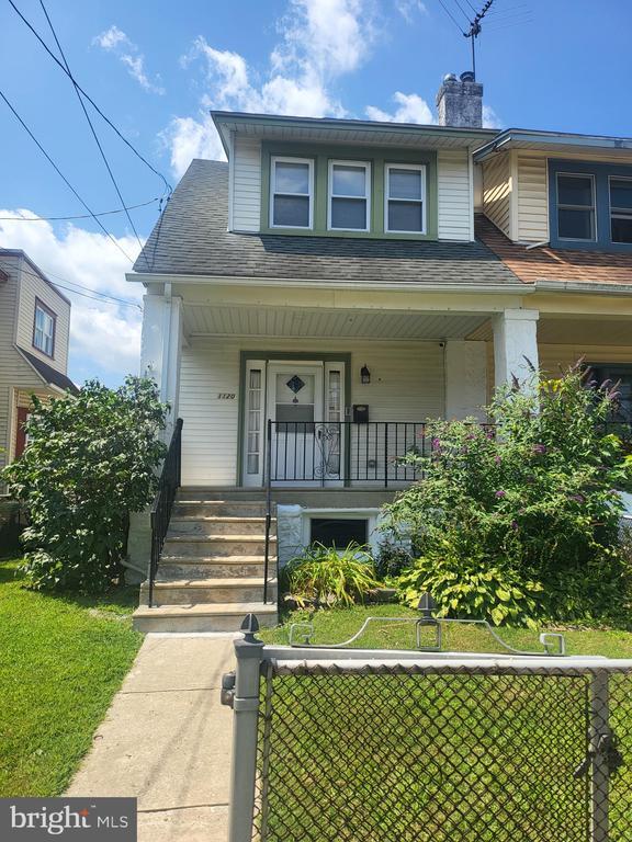 Primary Photo - 1120 Roosevelt Dr