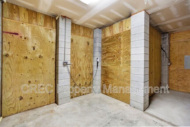 Building Photo - 258 Silver Cypress Cir