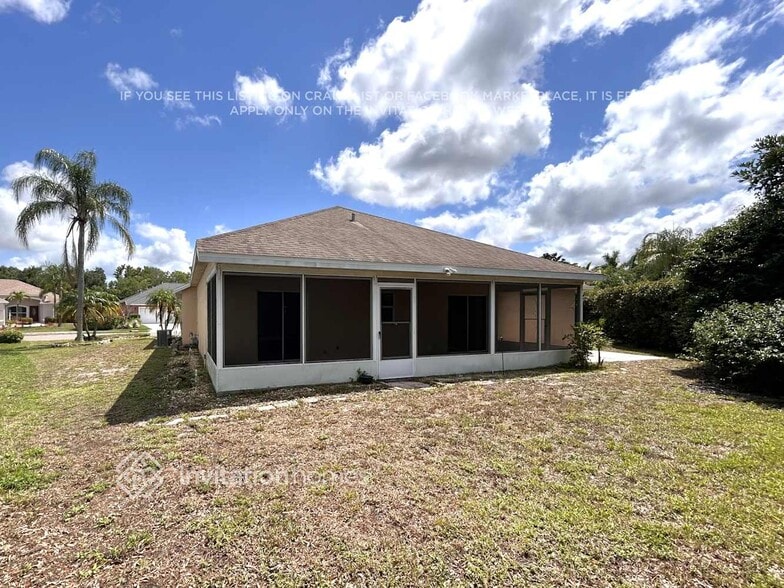 Building Photo - 7348 Linden Ln