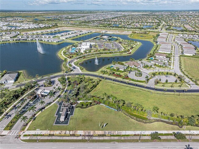 Building Photo - 11551 SW Viridian Blvd