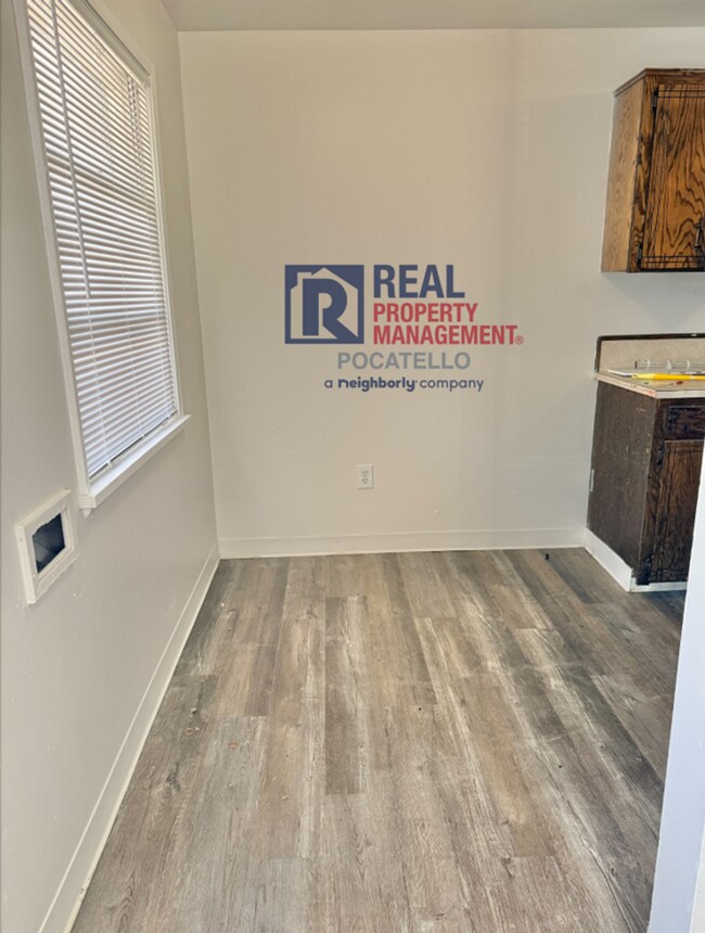 Building Photo - 60-66 Mountain Drive