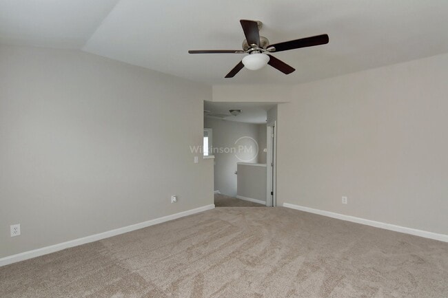 Building Photo - Beautiful 3br/2.5bth Home with Bonus Room ...