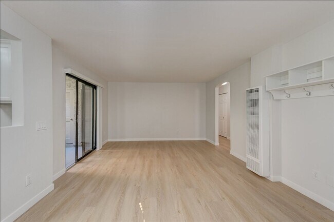 Building Photo - 10170 Camino Ruiz