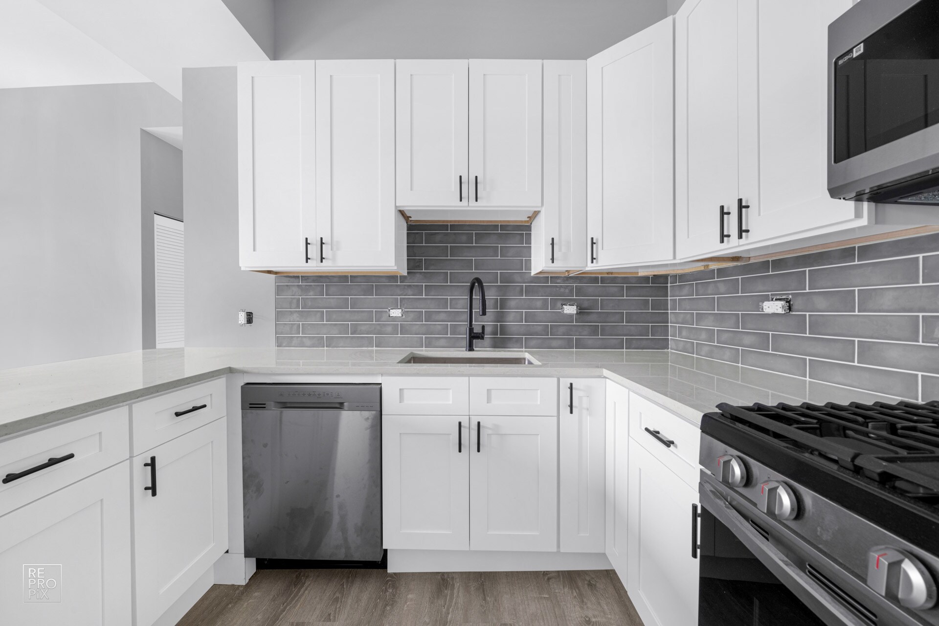 Building Photo - 1035 N Washtenaw Ave