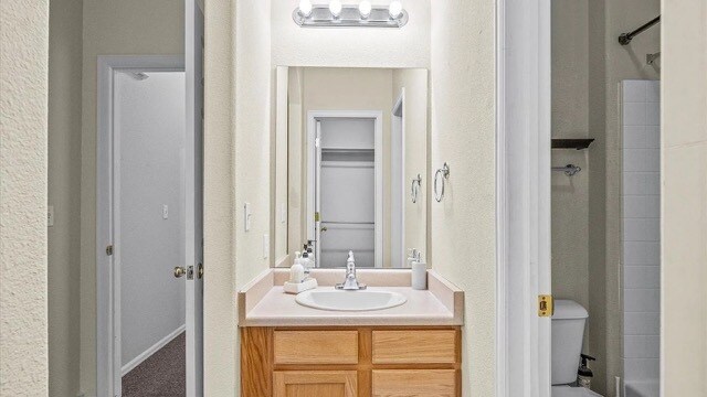 Building Photo - 2491 Fountain Greens Pl