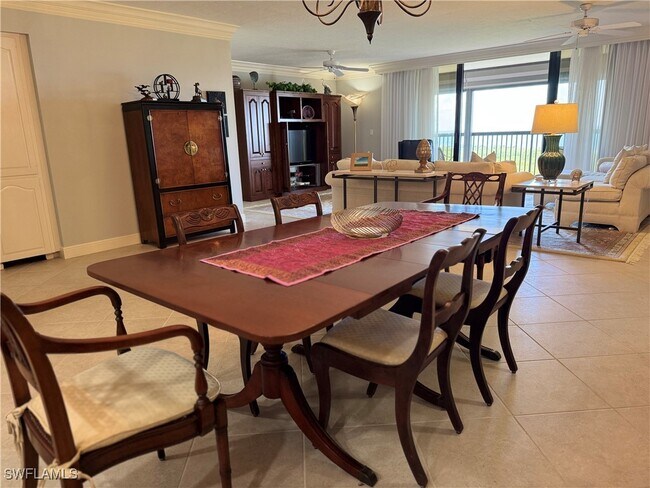 Building Photo - 6075 Pelican Bay Blvd