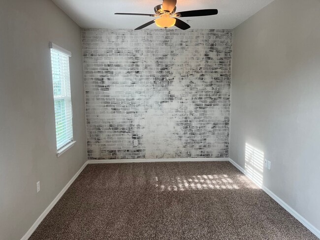 Building Photo - 9313 Tyrella Pine Trail
