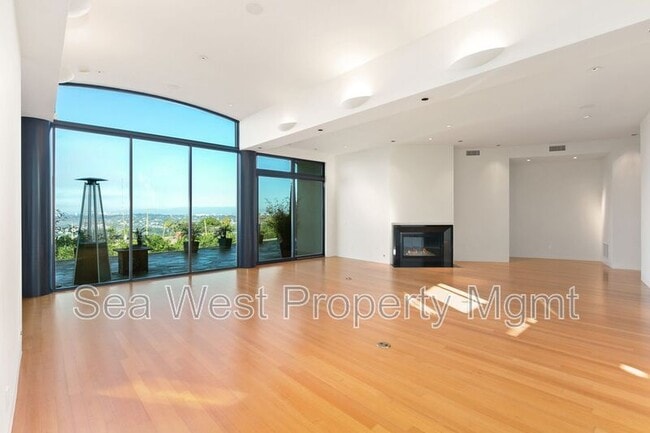 Building Photo - 2328 Rue De Anne