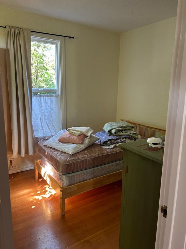 Building Photo - Charming 4-Bedroom Home Near Cal Poly Humb...