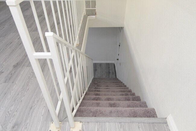 Building Photo - 4721 Kester Ave