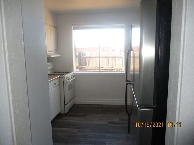 Building Photo - 540 North Ave