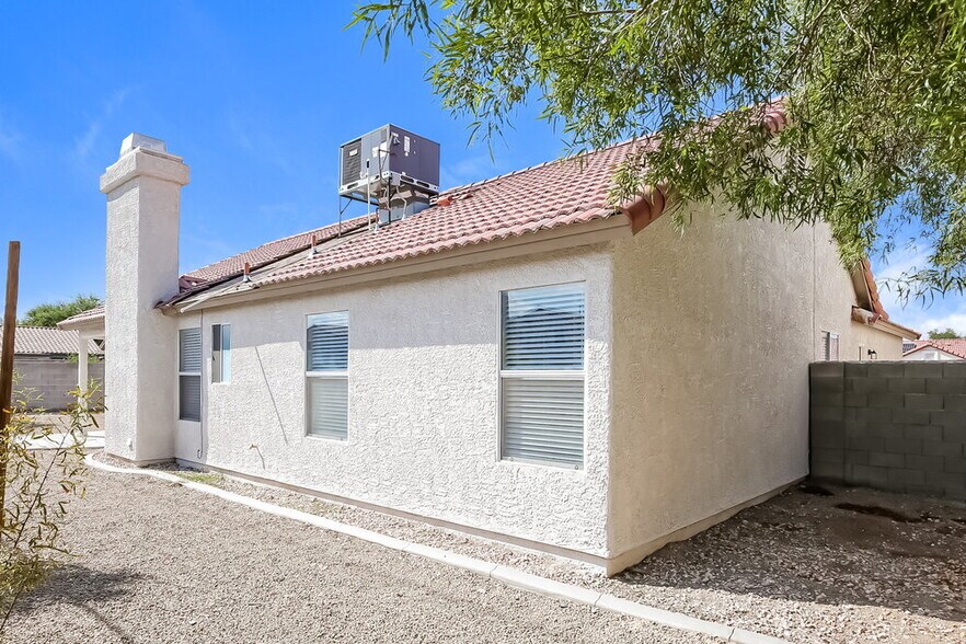 Building Photo - 1125 Purple Martin Ct