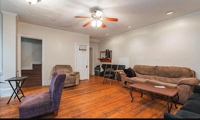 Building Photo - 413 N 33rd St