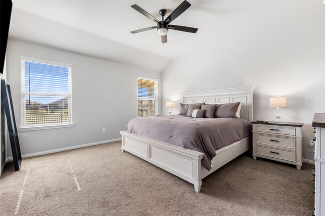 Building Photo - 27107 Blue Pool Dr