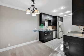 Building Photo - Beautiful home with 2 beds, 1 baths for rent Live in the Heart of Bellevue!