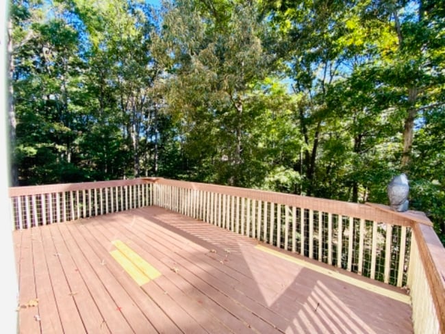 Building Photo - 835 River Trace Ct