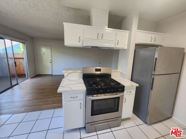 Building Photo - 7511 Norton Ave