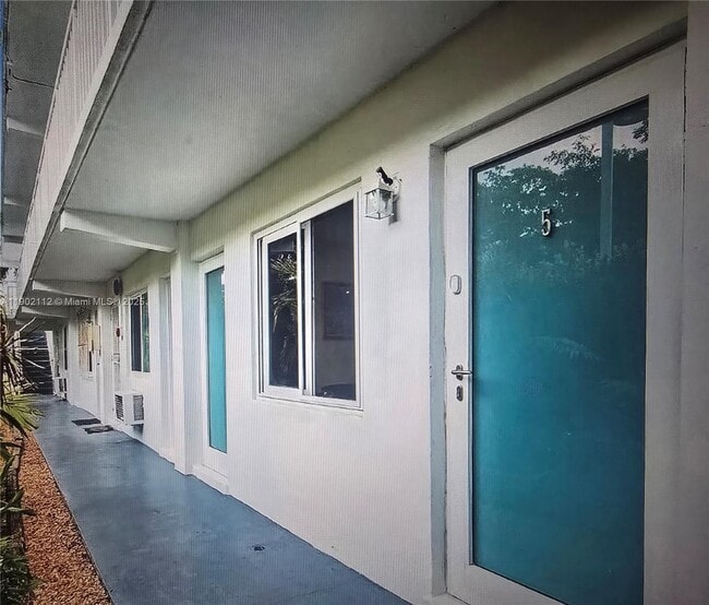 Building Photo - 323 Washington Ave