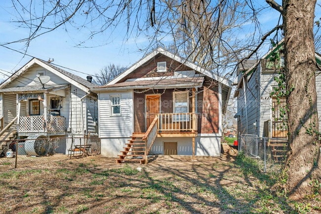 Building Photo - 5944 Thekla Ave