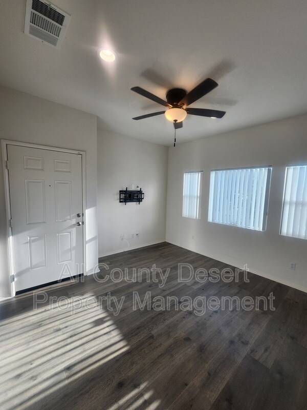 Building Photo - 44430 Beringer Dr