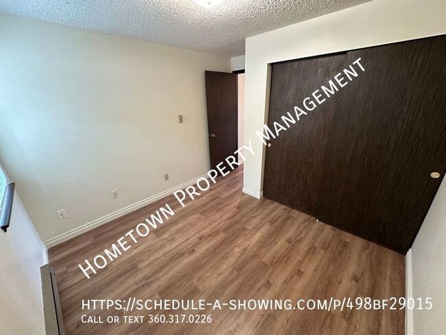 Building Photo - Beautiful 2 Bedroom, 1 Bath Apartment on P...