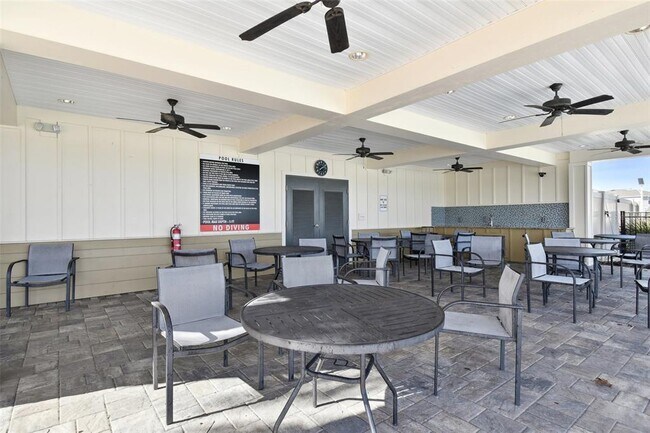 Building Photo - 7380 Sail Clover Ln