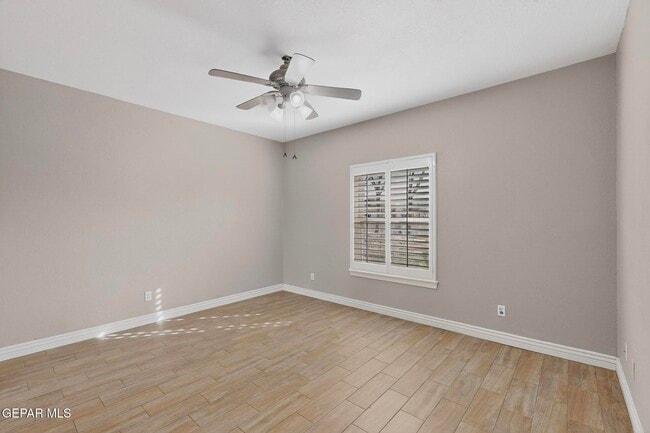 Building Photo - 1365 Desert Canyon Dr