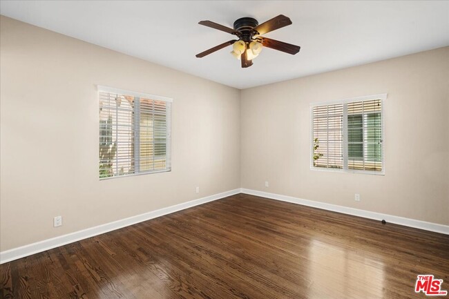 Building Photo - 4208 Lafayette Pl