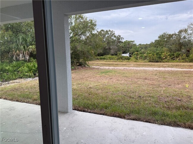 Building Photo - 4629 Laura Ave N