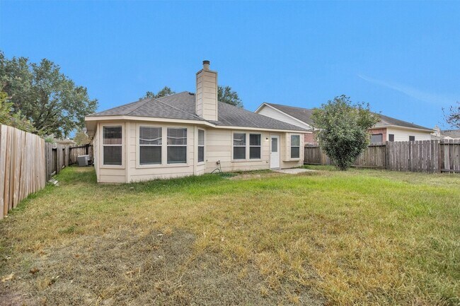 Building Photo - 32102 Decker Oaks Dr